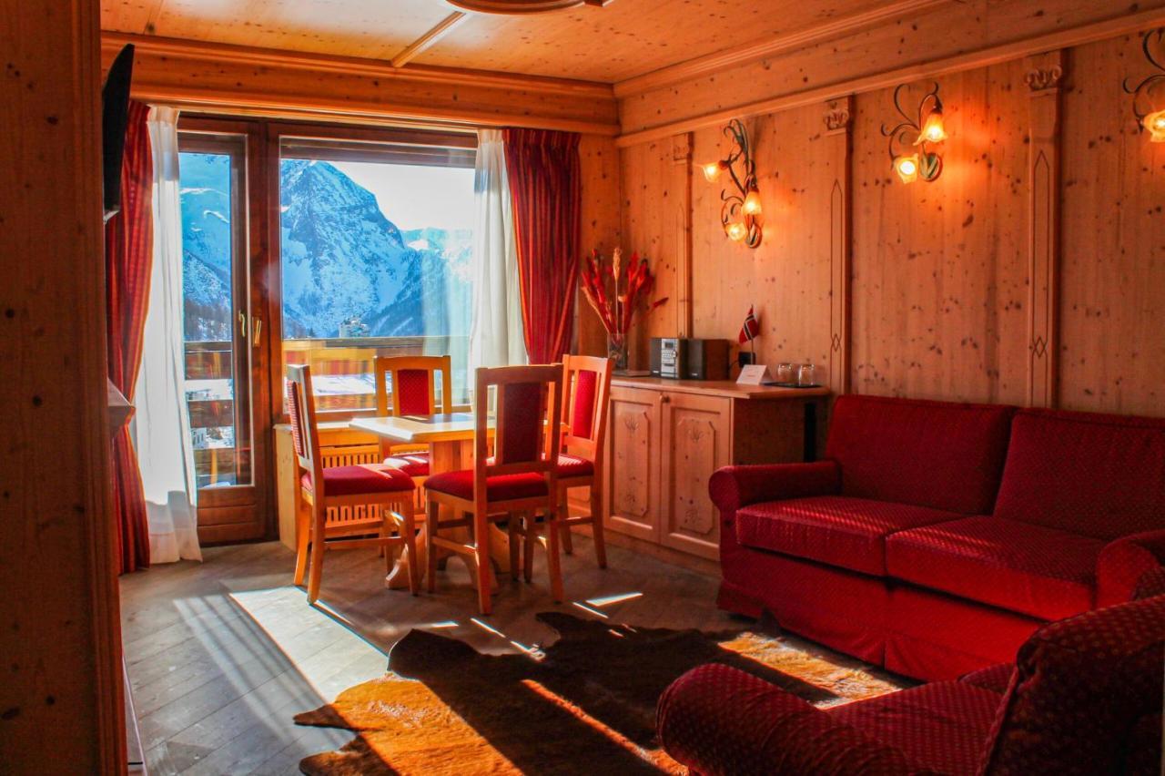 Grand Hotel Sestriere Esterno foto