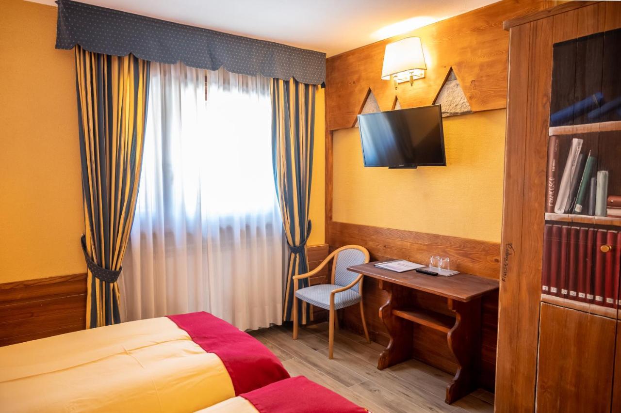 Grand Hotel Sestriere Esterno foto