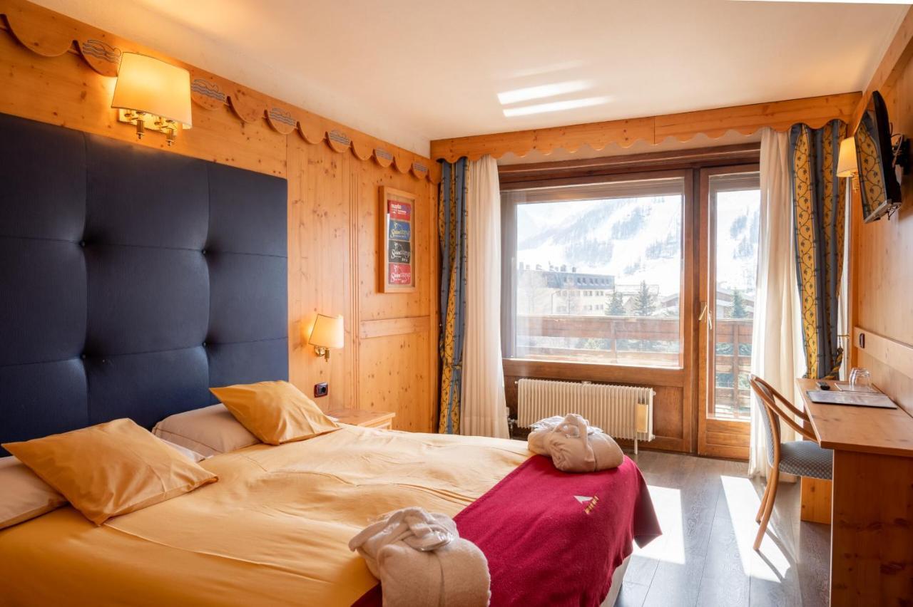 Grand Hotel Sestriere Esterno foto