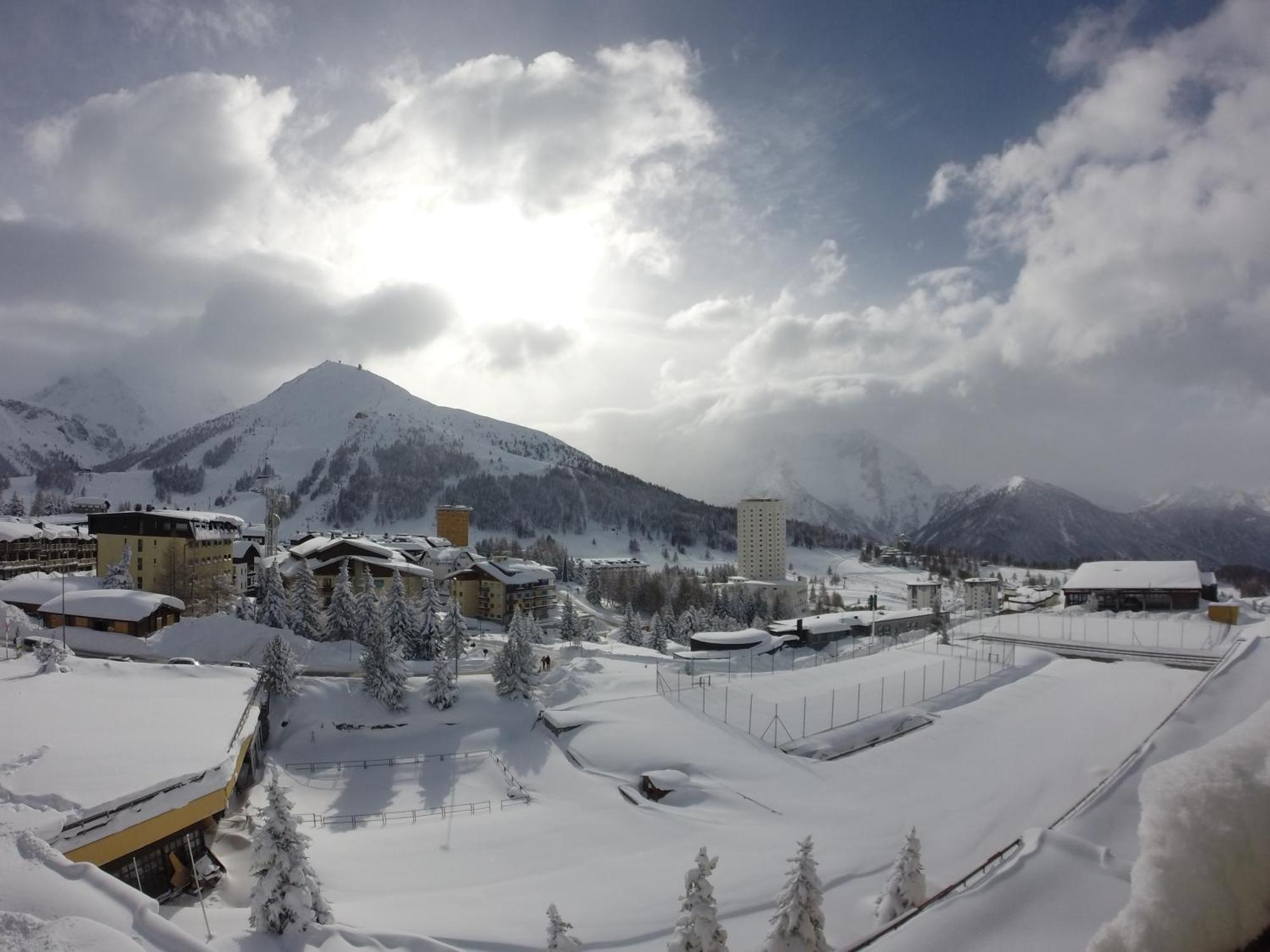 Grand Hotel Sestriere Esterno foto