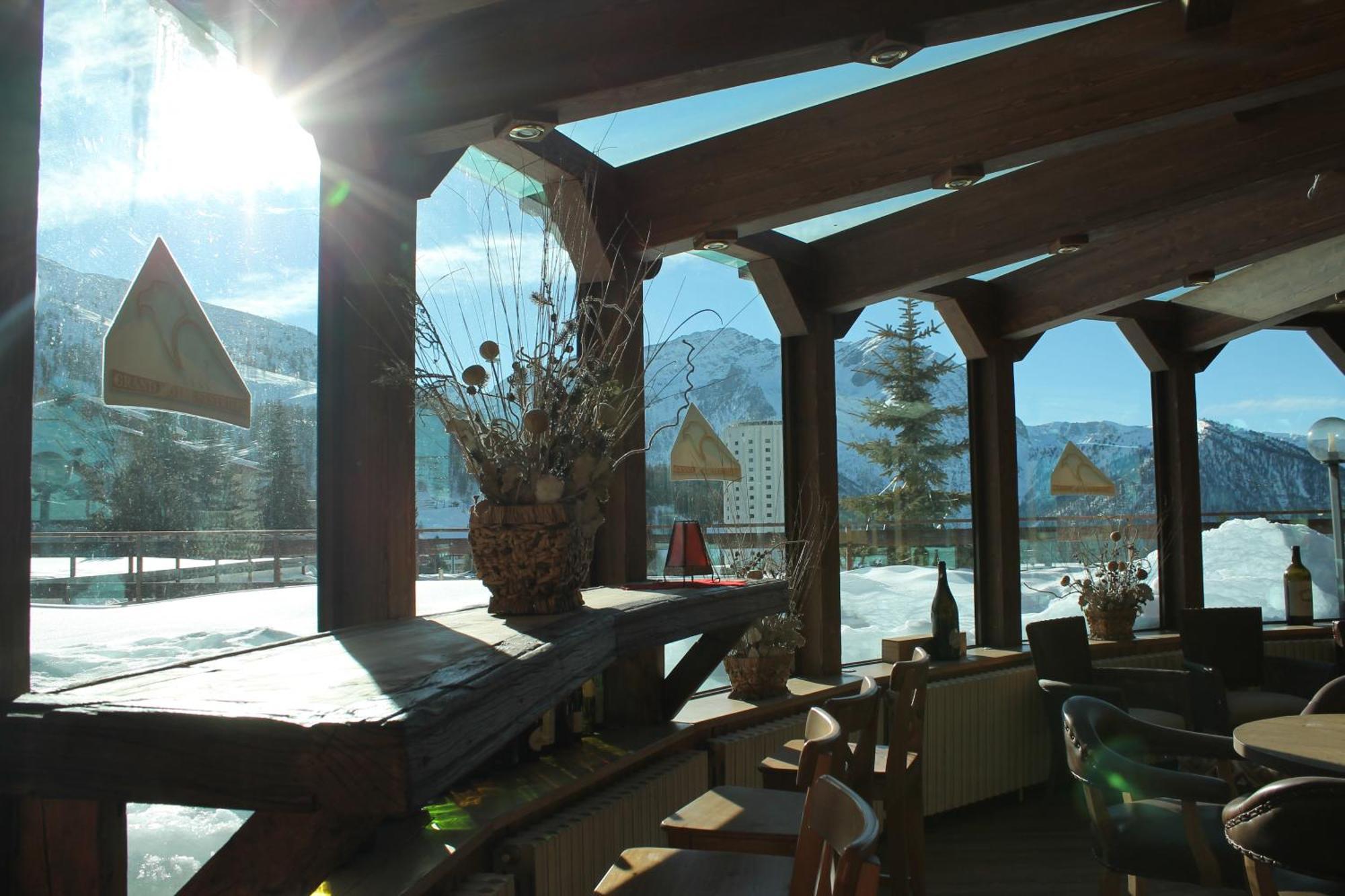 Grand Hotel Sestriere Esterno foto